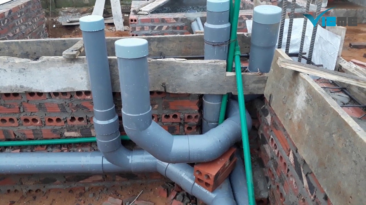 Lắp ống thông hơi cho bồn cầu, ống thoát khí nhà vệ sinh